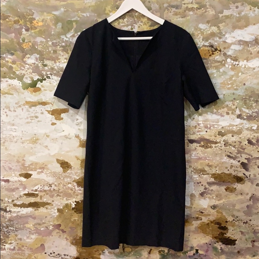 Navy blue SS lined Ann Taylor sheath dress